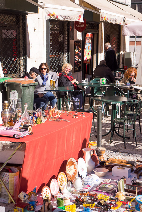 09 Lisbon Thieves Market DSC05345